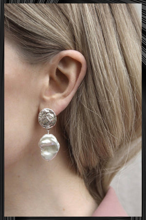 Moon Pearl Earrings | Free Delivery - Quick Shipping