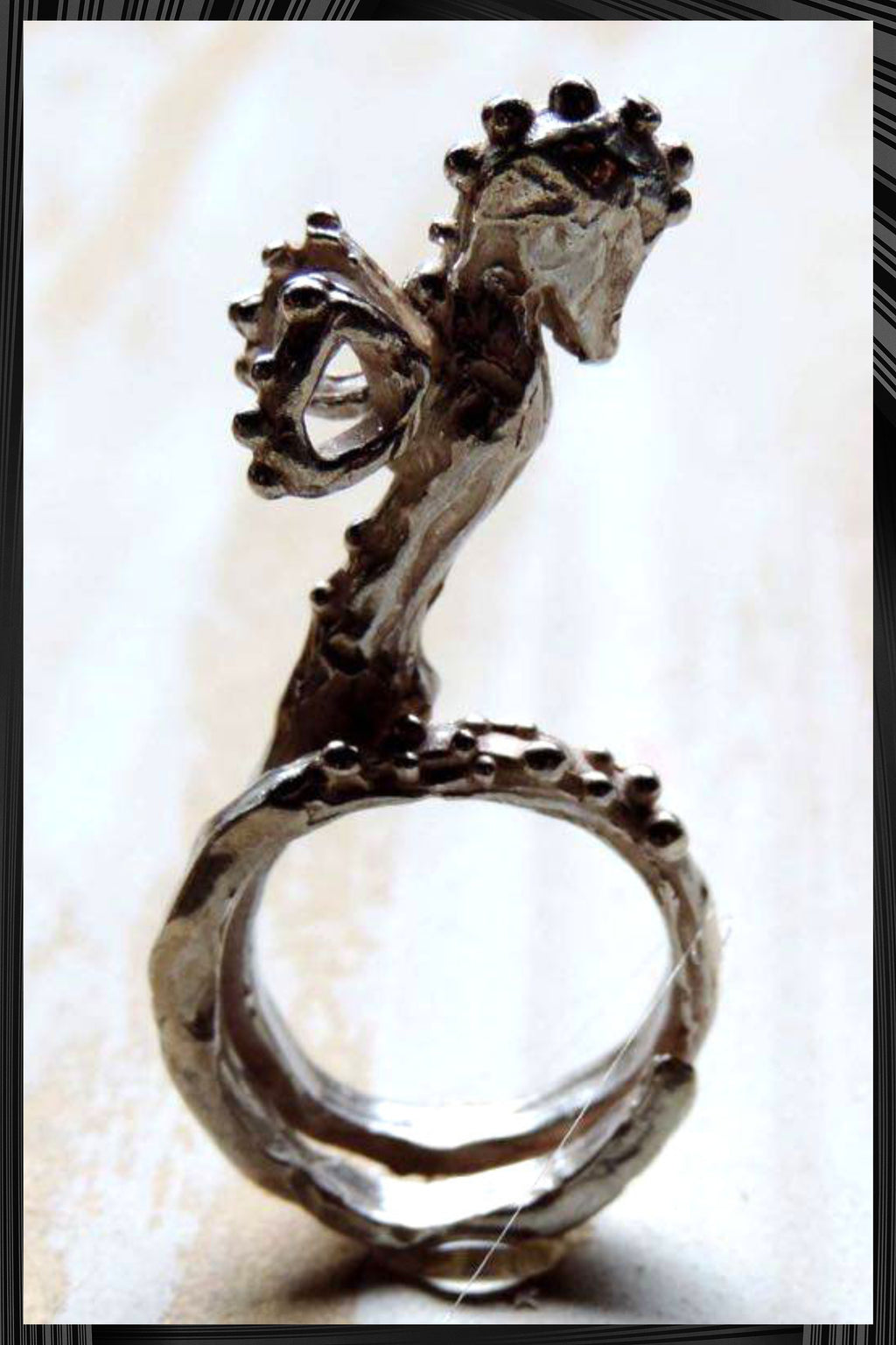 The Seahorse Ring | Free Delivery - Quick Shipping