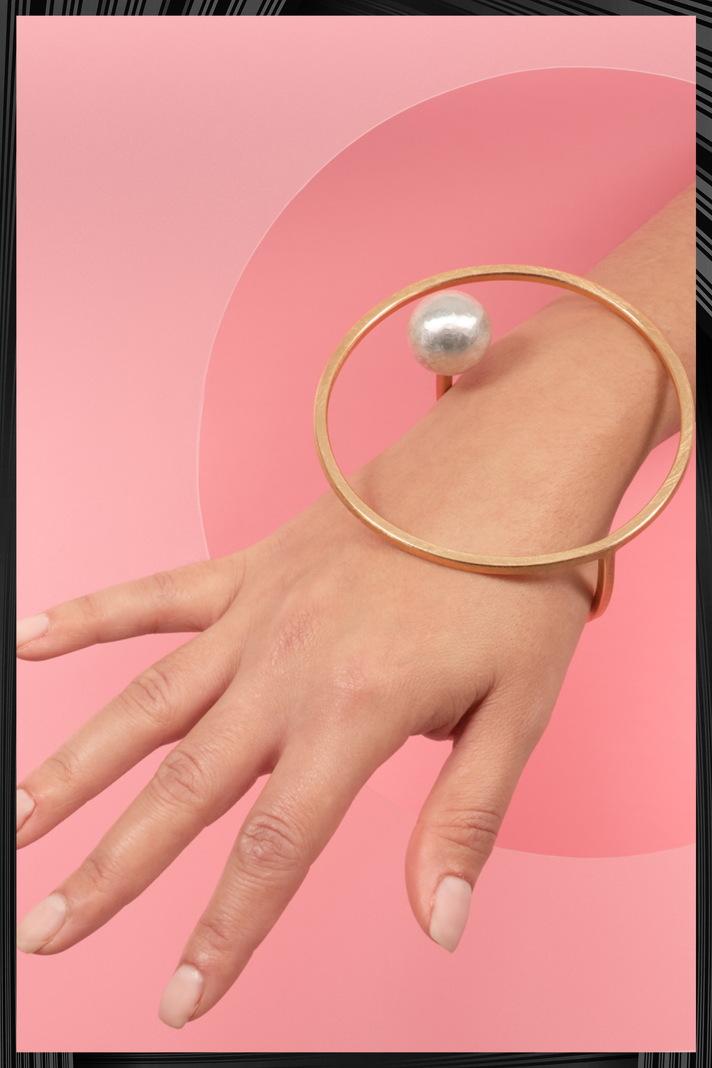 Levitate Bangle | Free Delivery - Quick Shipping