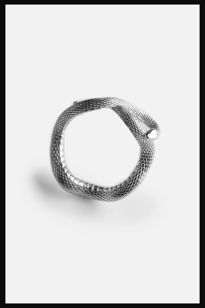Ring Snake Eight | Lena Yastreb | Quick Shipping - Free Delivery